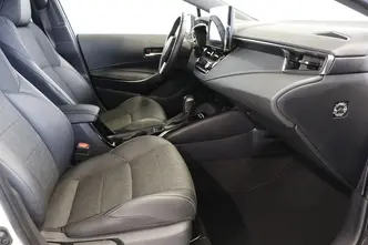 Toyota Corolla, 1.8, 72 kW, гибрид, автомат, передний привод