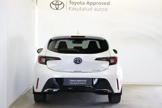 Toyota Corolla, 1.8, 72 kW, гибрид, автомат, передний привод