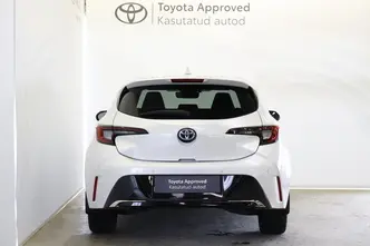 Toyota Corolla, 1.8, 72 kW, hybrid, automatic, front-wheel drive