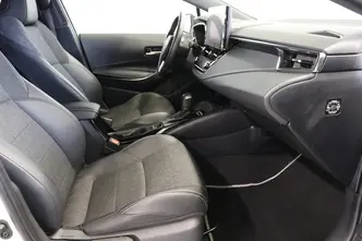 Toyota Corolla, 1.8, 72 kW, hybrid, automatic, front-wheel drive