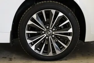 Toyota Corolla, 1.8, 72 kW, hybrid, automatic, front-wheel drive