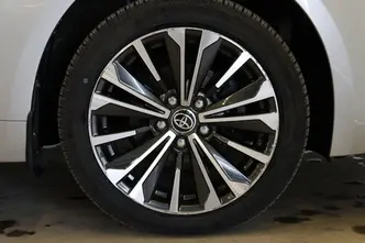 Toyota Corolla, 1.8, 72 kW, hybrid, automatic, front-wheel drive