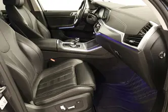 BMW X5, 3.0, 210 kW, гибрид, автомат, полный привод
