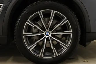 BMW X5, 3.0, 210 kW, гибрид, автомат, полный привод