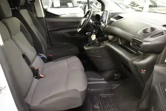 Toyota Proace City, 1.2, 81 kW, petrol, manual, front-wheel drive
