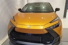 Toyota C-HR, 2.0, 111 kW, подключаемый гибрид, автомат, передний привод