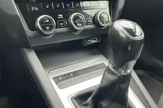 Škoda Octavia, 1.6, 85 kW, diisel, manuaal, esivedu