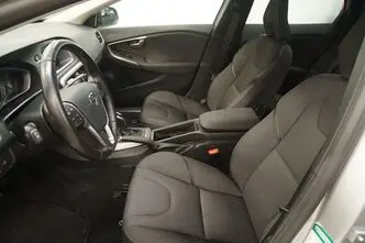 Volvo V40 Cross Country, 2.0, 88 kW, diisel, automaat, esivedu