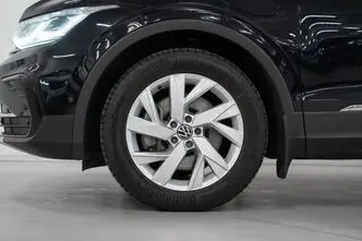 Volkswagen Tiguan, 1.4, 110 kW, plug-in hybrid, automatic, front-wheel drive