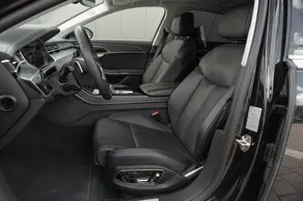 Audi A8, 3.0, 340 kW, plug-in hybrid, automatic, four-wheel drive