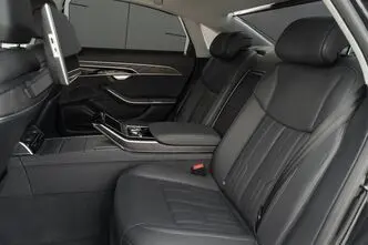 Audi A8, 3.0, 340 kW, plug-in hybrid, automatic, four-wheel drive