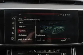 Audi A8, 3.0, 340 kW, plug-in hybrid, automatic, four-wheel drive