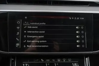 Audi A8, 3.0, 340 kW, plug-in hybrid, automatic, four-wheel drive