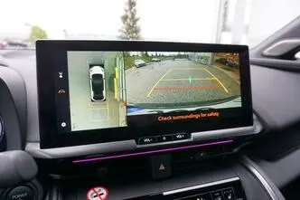 Toyota C-HR, 2.0, 111 kW, pistikhübriid, automaat, esivedu