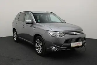 Mitsubishi Outlander, 2.0, 89 kW, plug-in hybrid, automatic, four-wheel drive