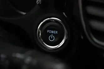 Mitsubishi Outlander, 2.0, 89 kW, plug-in hybrid, automatic, four-wheel drive