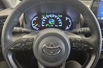 Toyota Yaris Cross, 1.5, 68 kW, гибрид, автомат, передний привод