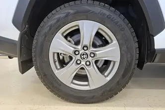 Toyota RAV4, 2.5, 131 kW, гибрид, автомат, передний привод