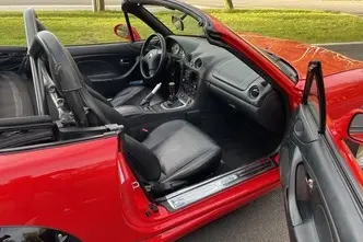Mazda MX-5, 1.8, 103 kW, petrol, manual, rear-wheel drive