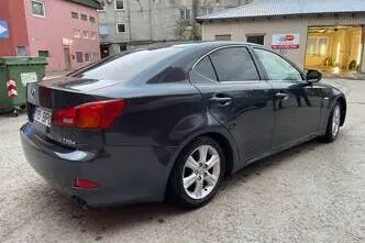 Lexus IS 220, 2.2, 130 kW, diesel, manual, rear-wheel drive