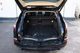 Ford Mondeo, 2.0, 132 kW, дизель, механическая, передний привод