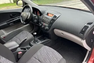 Kia cee'd / Ceed, 1.4, 80 kW, бензин, механическая, передний привод