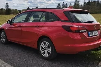 Opel Astra, 1.6, 81 kW, diesel, manual, front-wheel drive