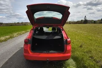Opel Astra, 1.6, 81 kW, diesel, manual, front-wheel drive