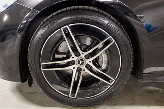 Mercedes-Benz E 200, 2.0, 150 kW, hübriid, automaat, tagavedu