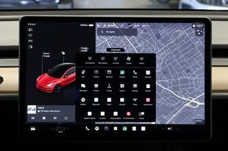 Tesla Model 3, 153 kW, elekter, automaat, nelikvedu