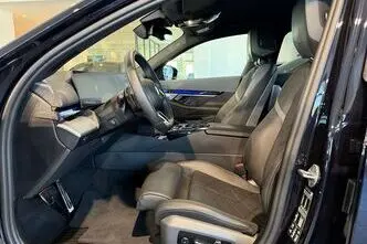 BMW 540, 3.0, 210 kW, hübriid, automaat, nelikvedu