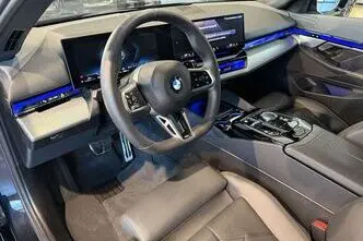 BMW 540, 3.0, 210 kW, hübriid, automaat, nelikvedu