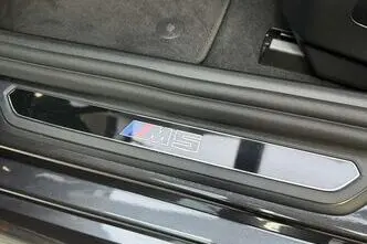 BMW M5, 4.4, 535 kW, hübriid, automaat, nelikvedu
