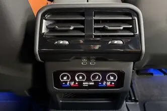 BMW M5, 4.4, 535 kW, hübriid, automaat, nelikvedu