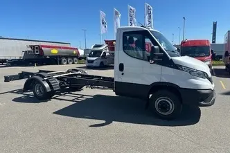 Iveco Daily, 3.0, 129 kW, diisel, manuaal, tagavedu