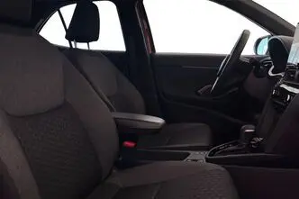 Toyota Yaris Cross, 1.5, 68 kW, hübriid, automaat, esivedu