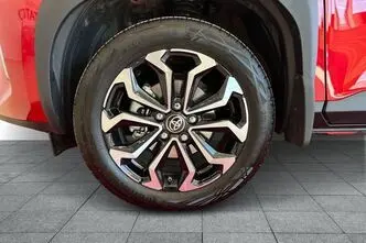 Toyota Yaris Cross, 1.5, 68 kW, hübriid, automaat, esivedu