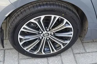 Toyota Corolla, 1.6, 97 kW, bensiin, automaat, esivedu
