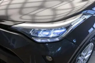 Toyota C-HR, 1.8, 90 kW, bensiin, automaat, esivedu