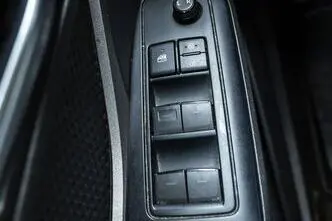 Toyota C-HR, 1.8, 90 kW, bensiin, automaat, esivedu