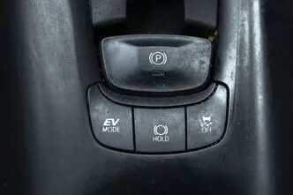 Toyota C-HR, 1.8, 90 kW, bensiin, automaat, esivedu