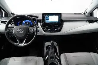 Toyota Corolla, 2.0, 112 kW, petrol, automatic, front-wheel drive