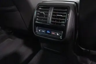 Volkswagen Passat, 1.4, 160 kW, подключаемый гибрид, автомат, передний привод