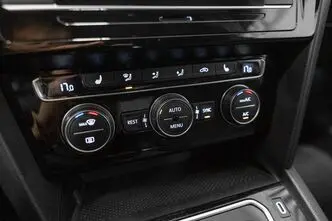Volkswagen Passat, 1.5, 110 kW, petrol, automatic, front-wheel drive