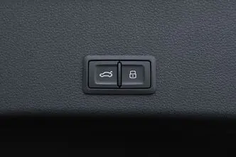Audi e-tron, 300 kW, electric, automatic, four-wheel drive