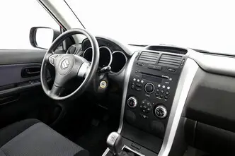 Suzuki Grand Vitara, 1.6, 78 kW, bensiin, manuaal, nelikvedu