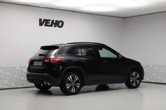 Mercedes-Benz GLA 250, 1.3, 118 kW, plug-in hybrid, automatic, front-wheel drive
