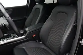 Mercedes-Benz GLA 250, 1.3, 118 kW, plug-in hybrid, automatic, front-wheel drive