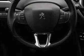 Peugeot 2008, 1.6, 88 kW, дизель, механическая, передний привод