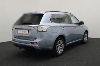 Mitsubishi Outlander, 2.0, 89 kW, pistikhübriid, automaat, nelikvedu